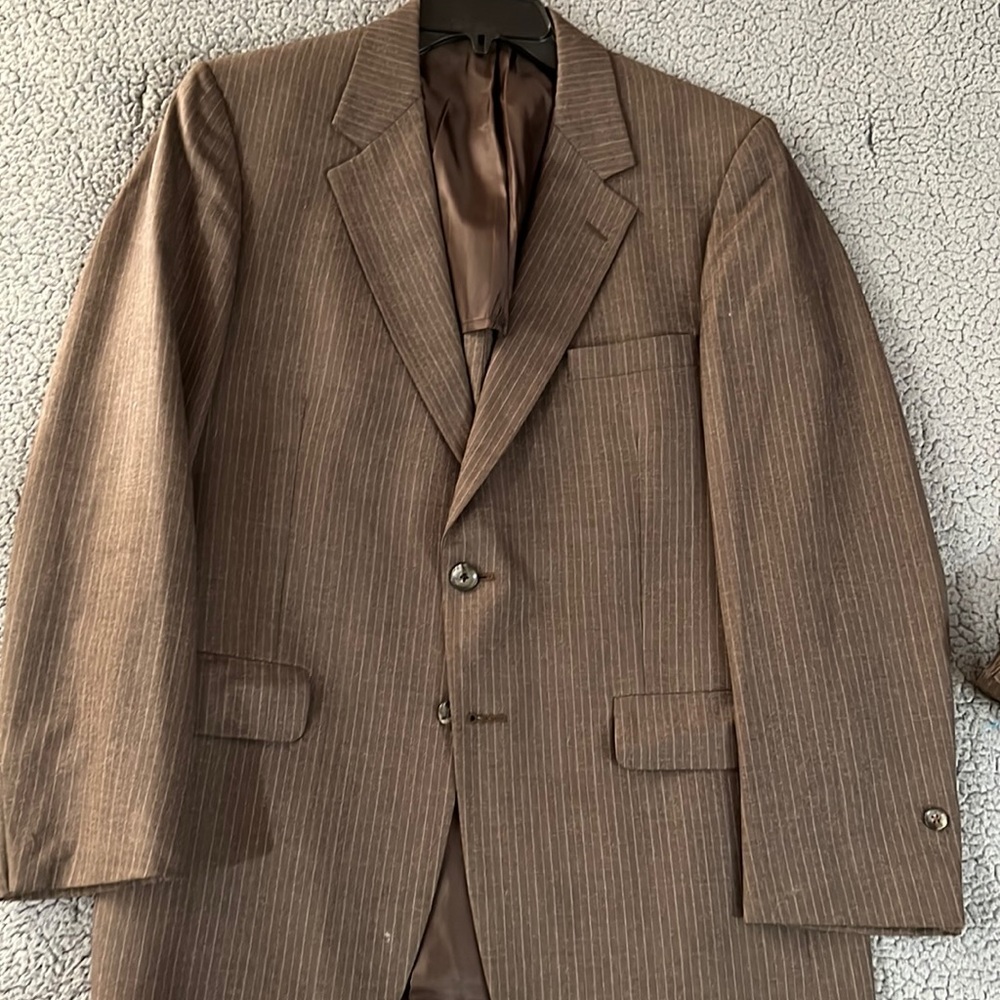 Men’s suit